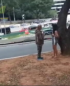 Eu estava paceando pelo.centro de SP e encontrei com uma mulher do Rio de Janeiro em covidei para ela ir na minha casa e ela aceitou e agente fiseremos sexo v no Red e no sheer