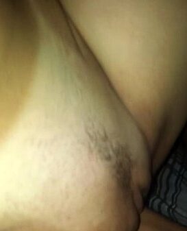 loira bronzeada.