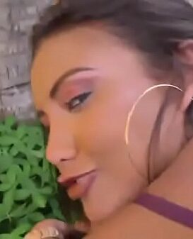 PORNO BRASILEIRA CAVALONA SENTANDO NA VARA